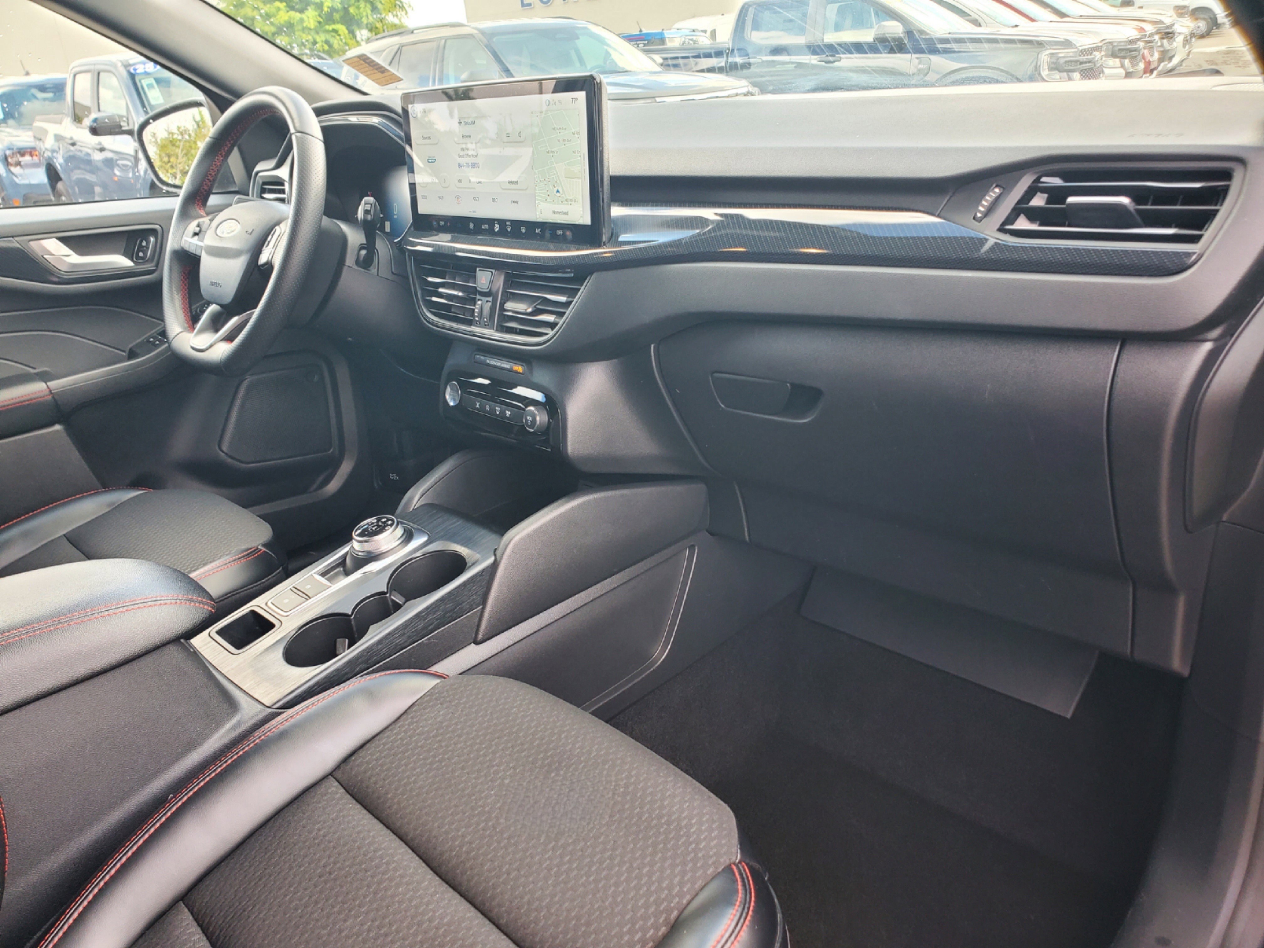 Certified 2024 Ford Escape ST-Line w/ Tech Pack #1 image 14