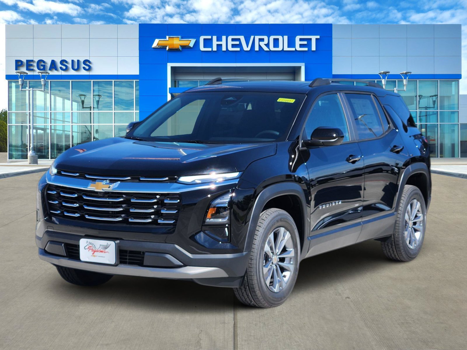 New 2027 Chevrolet Equinox LT w/ Convenience Package II FWD image 2