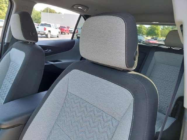 Certified 2024 Chevrolet Equinox LS w/ LS Convenience Package FWD image 5