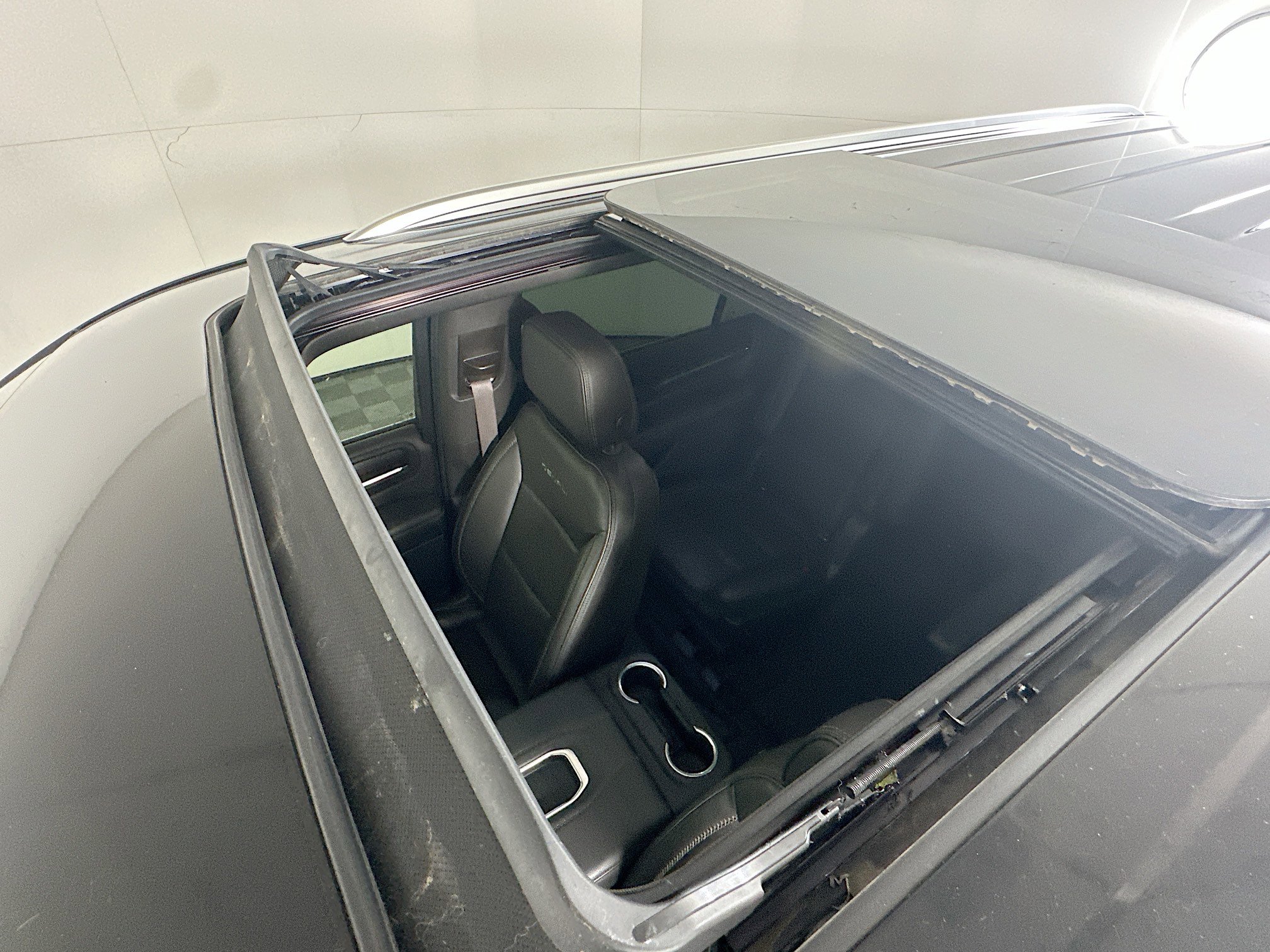 Used 2021 GMC Yukon XL Denali w/ Advanced Technology Package image 26