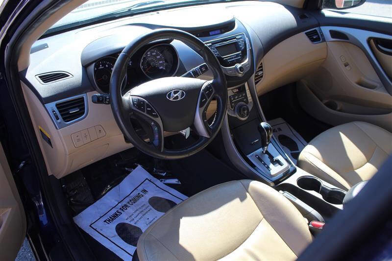 Used 2013 Hyundai Elantra Limited image 17