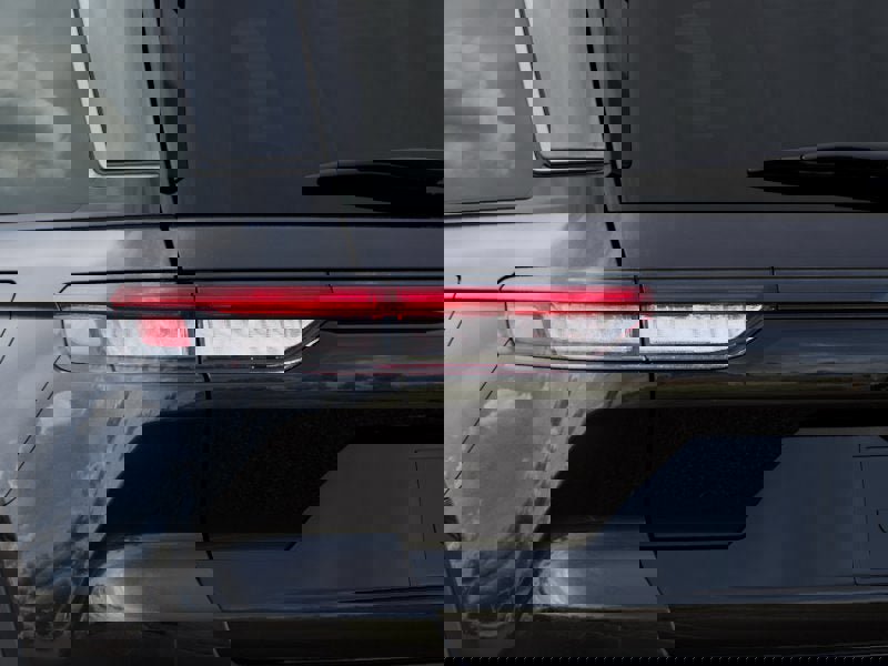 New 2026 Jeep Grand Cherokee Altitude image 5