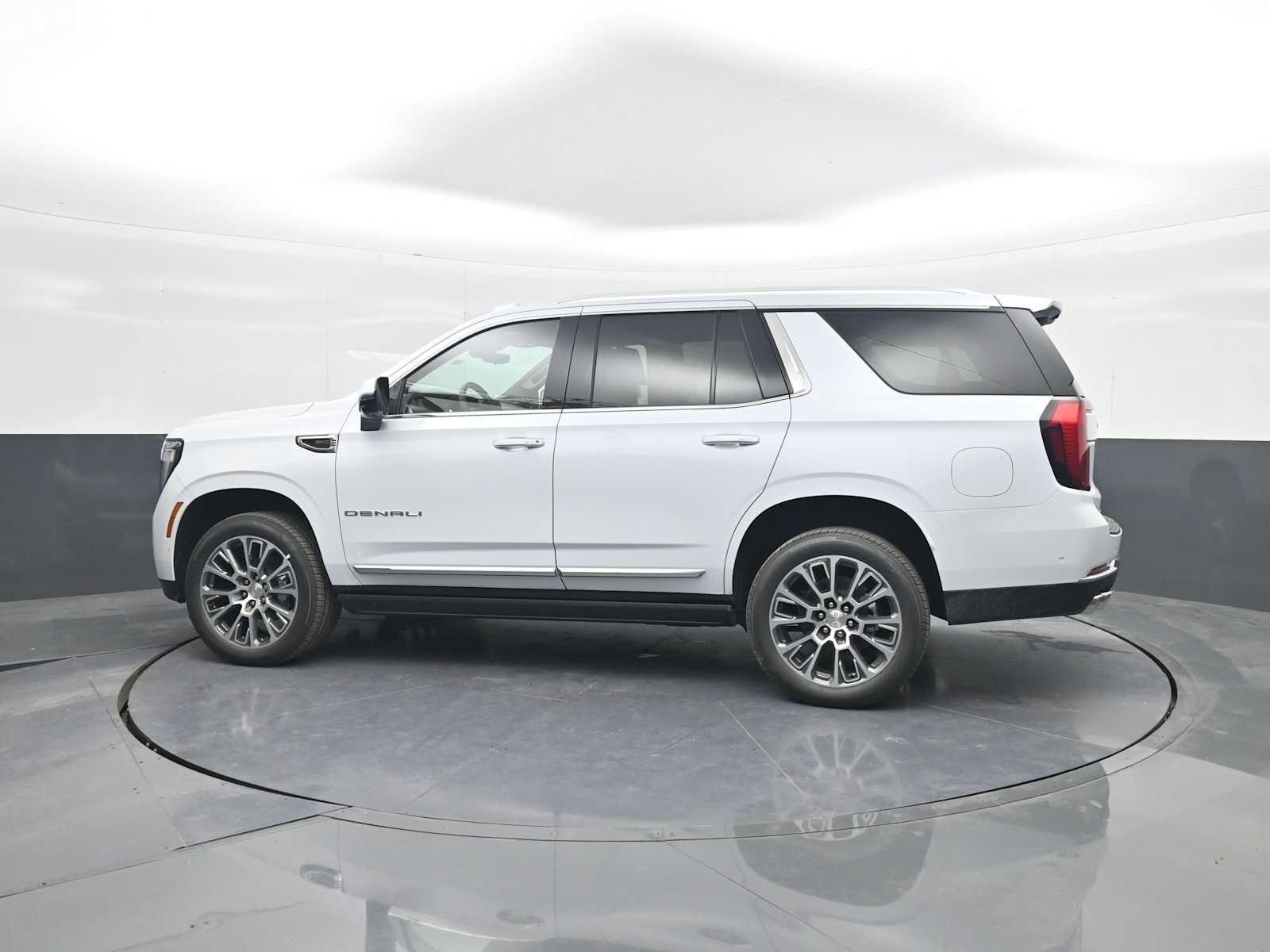 New 2027 GMC Yukon Denali w/ Denali Reserve Package AWD/4WD image 4
