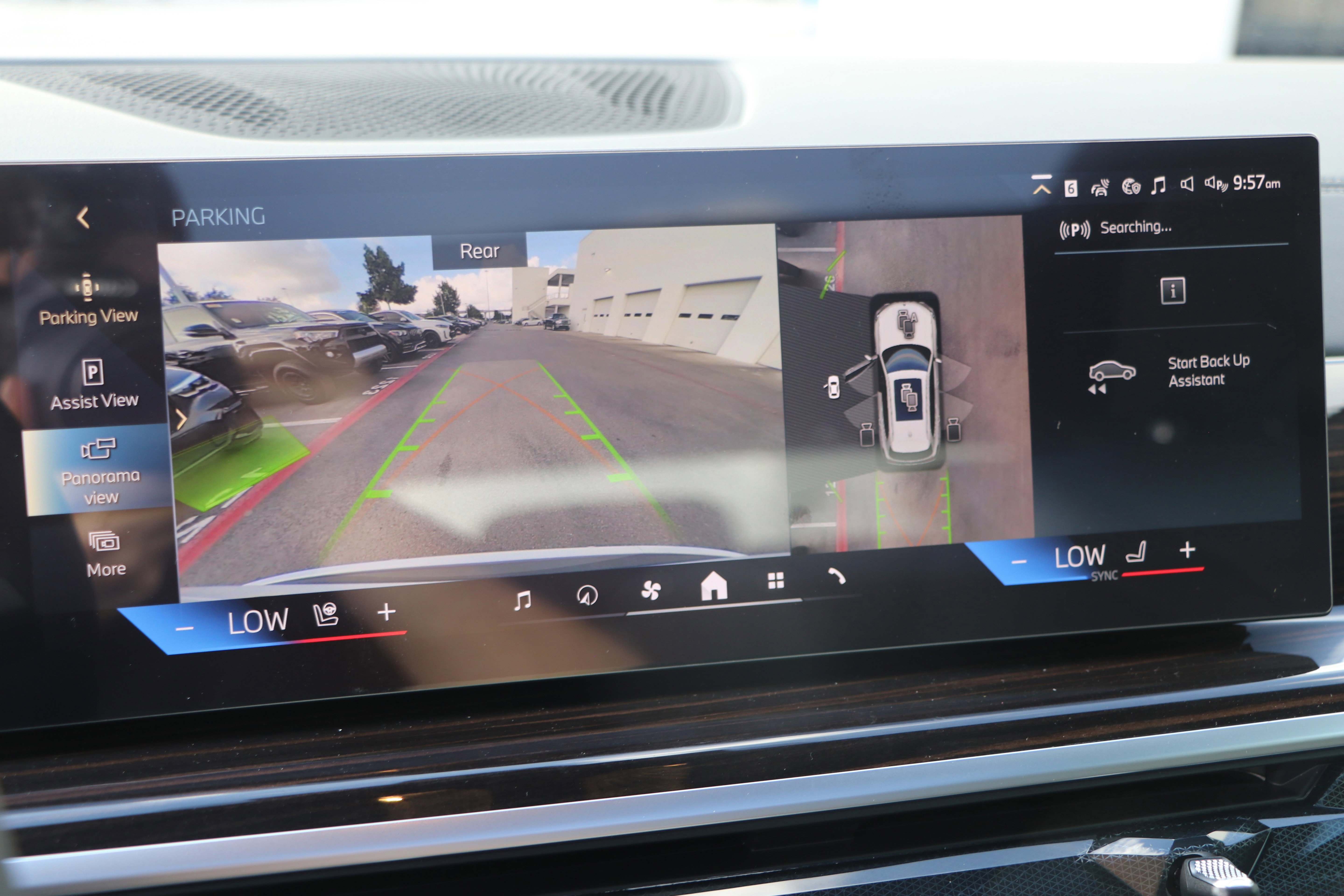 Used 2026 BMW X5 xDrive50e w/ Parking Assistance Package image 21