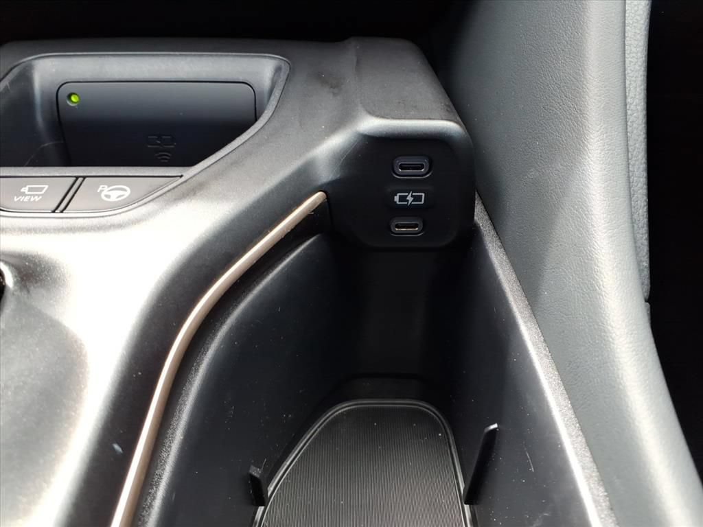 Used 2023 Toyota Crown Platinum AWD/4WD image 27