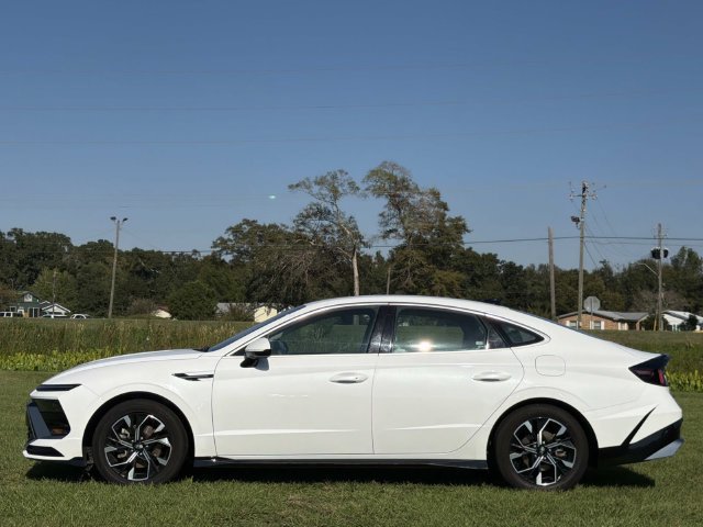 Used 2025 Hyundai Sonata SEL FWD image 12