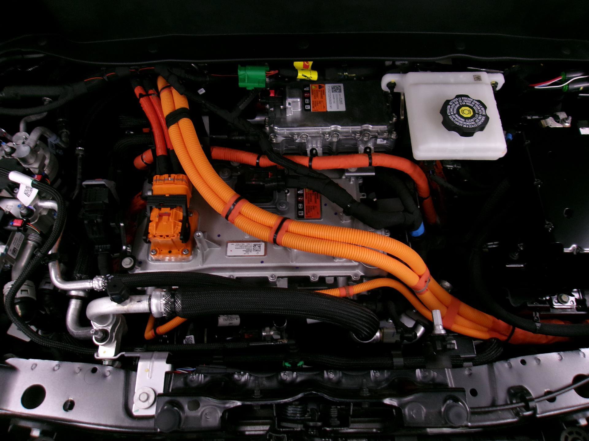 New 2027 Chevrolet Bolt LT w/ Comfort Package FWD image 17