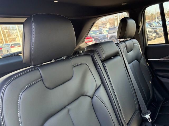 New 2026 Jeep Grand Cherokee Limited w/ Limited Altitude Package image 33