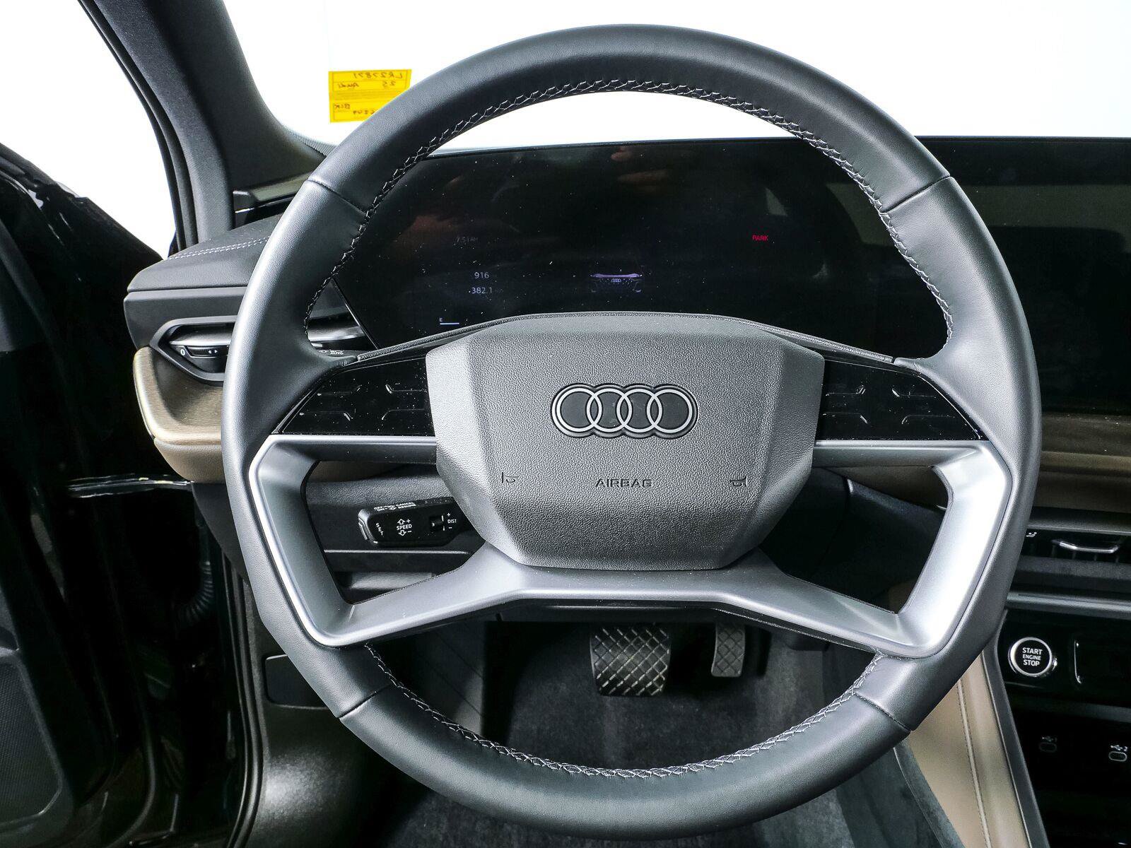 Used 2025 Audi Q5 Premium w/ Convenience Package AWD/4WD image 9