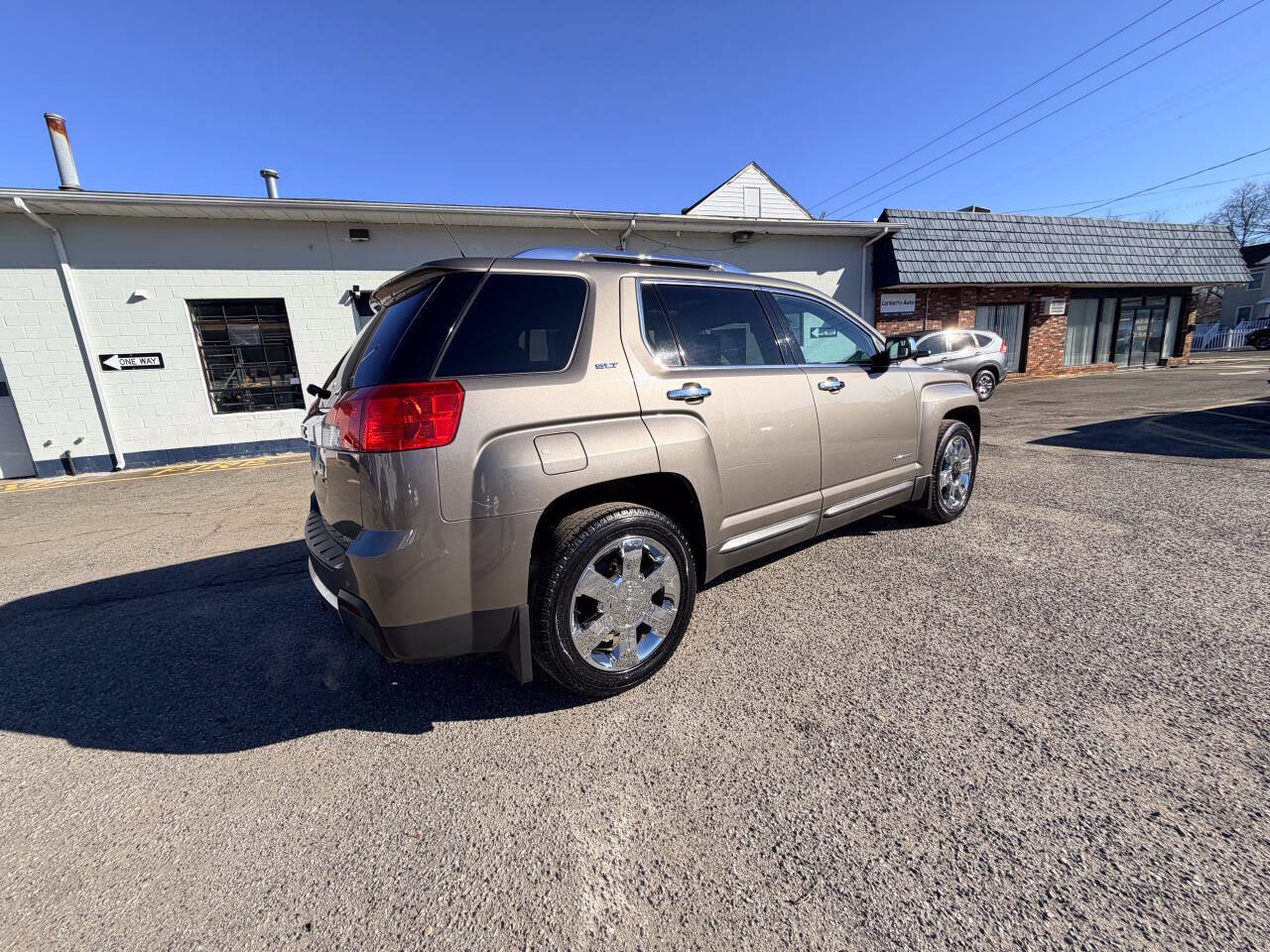 Used 2012 GMC Terrain SLT w/ Chrome and Technology Package AWD/4WD image 8
