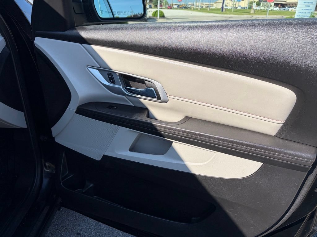 Used 2017 GMC Terrain SLE AWD/4WD image 26