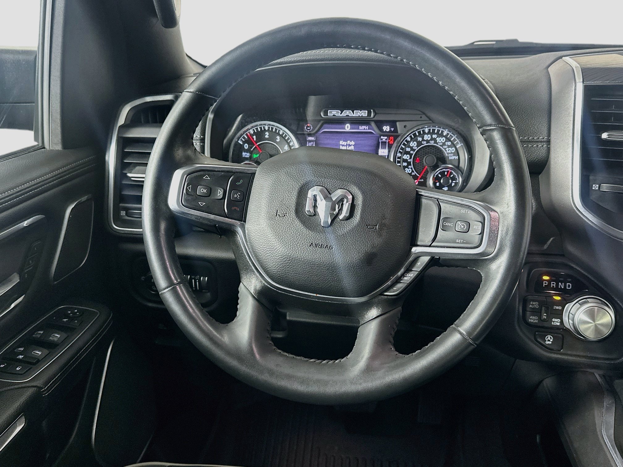 Used 2023 RAM 1500 Laramie AWD/4WD image 18