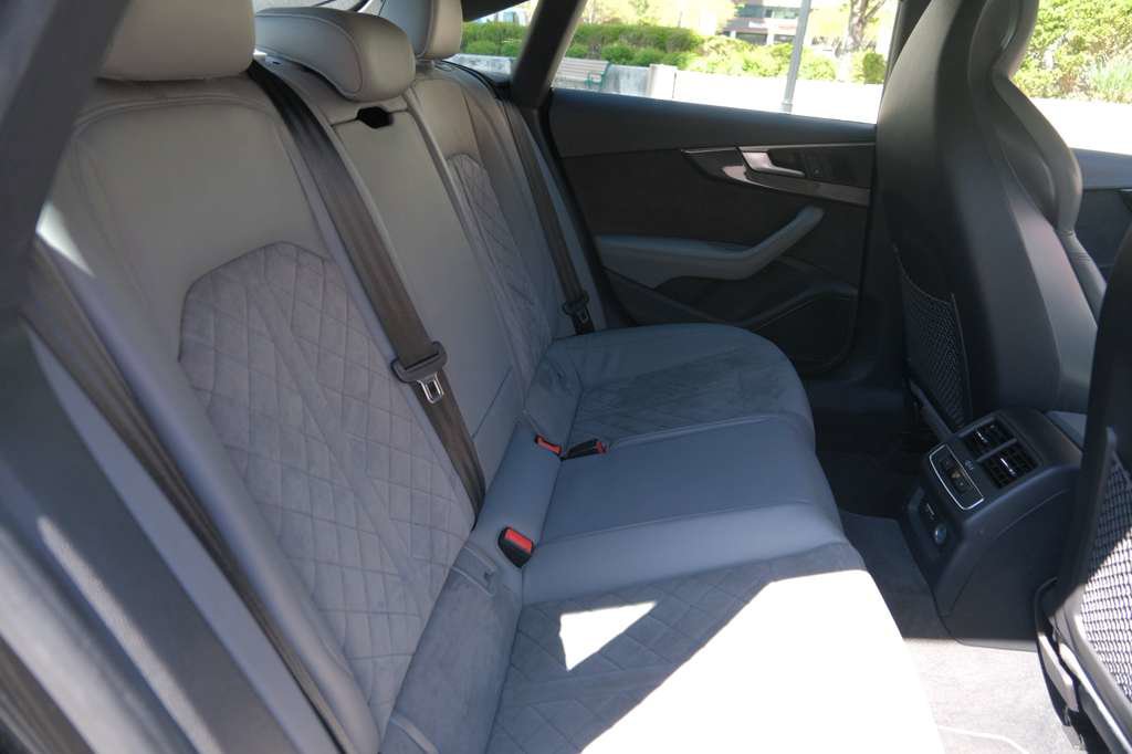 Used 2019 Audi S5 Premium Plus w/ Premium Plus AWD/4WD image 36