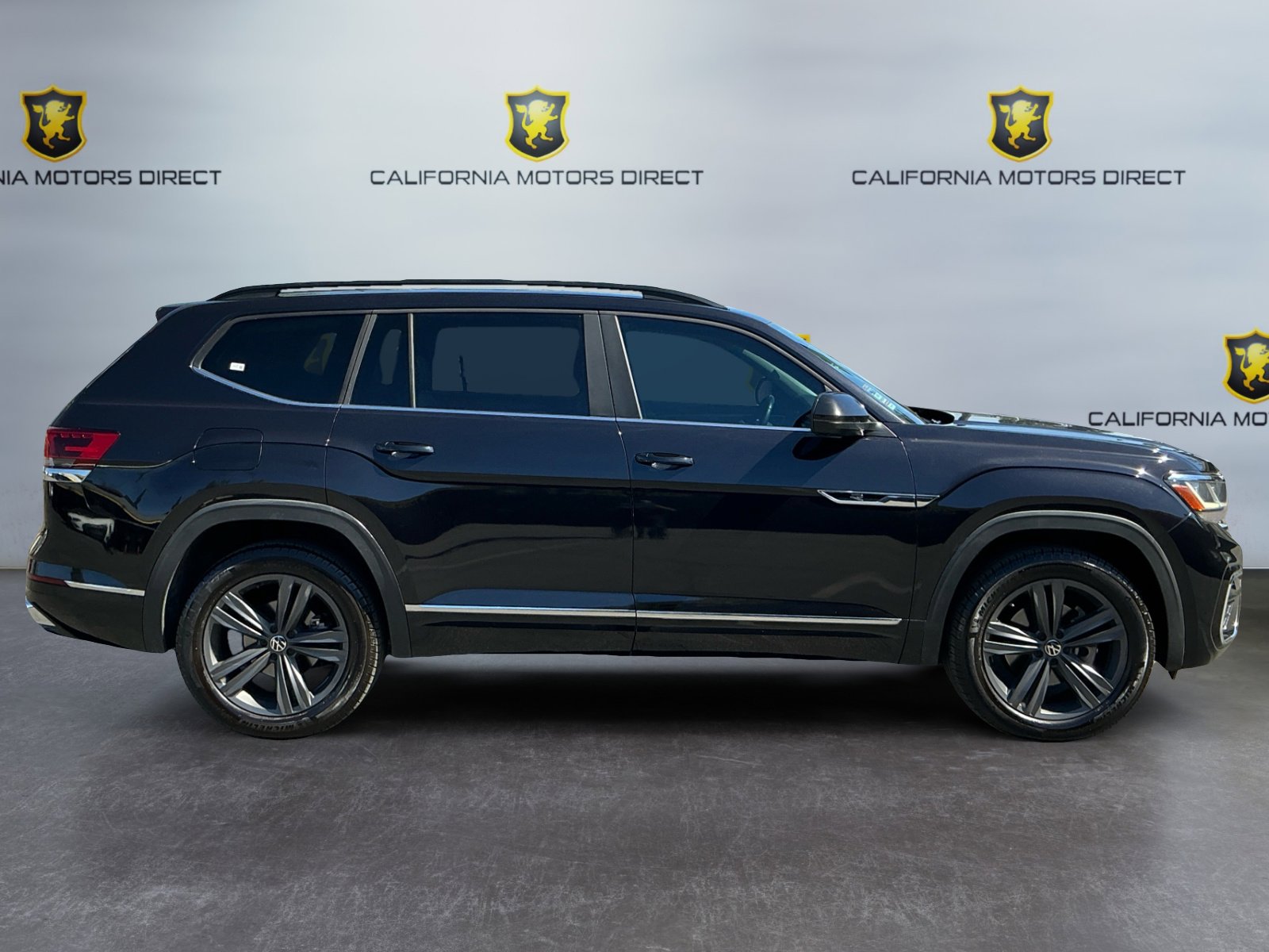 Used 2021 Volkswagen Atlas SE w/ Panoramic Sunroof Package image 6