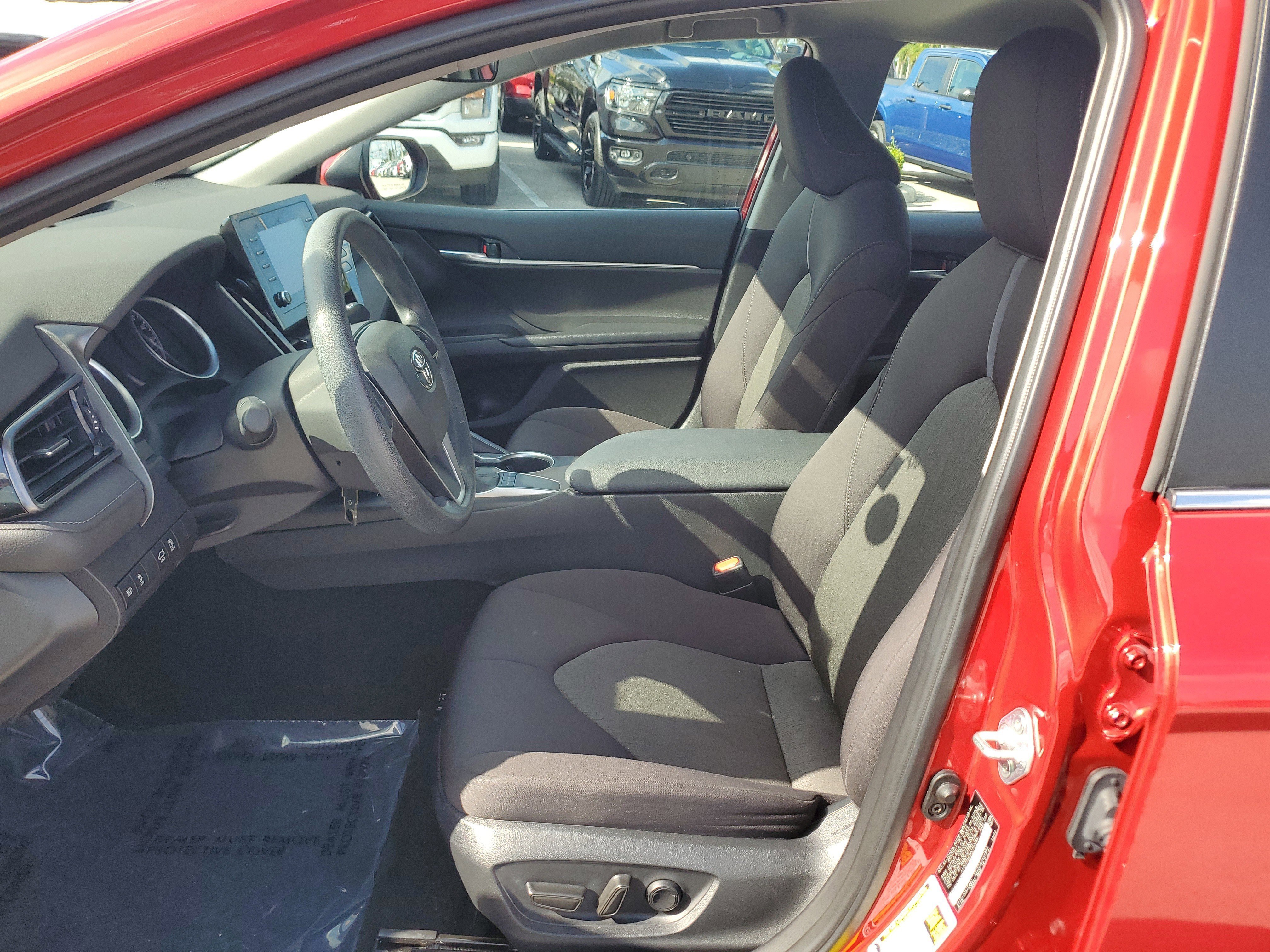 Used 2023 Toyota Camry LE image 11