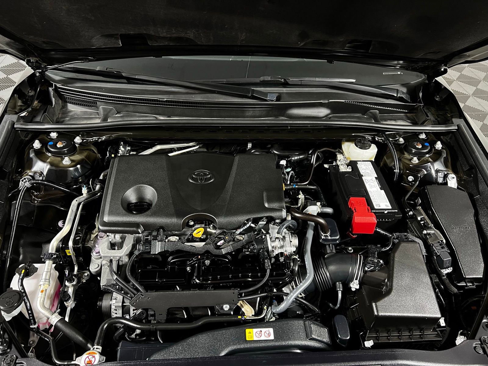 Certified 2024 Toyota Camry SE image 9