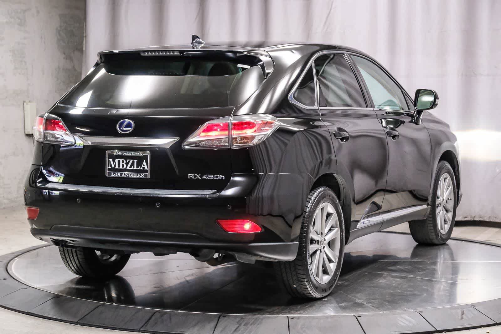 Used 2015 Lexus RX 450h FWD image 4