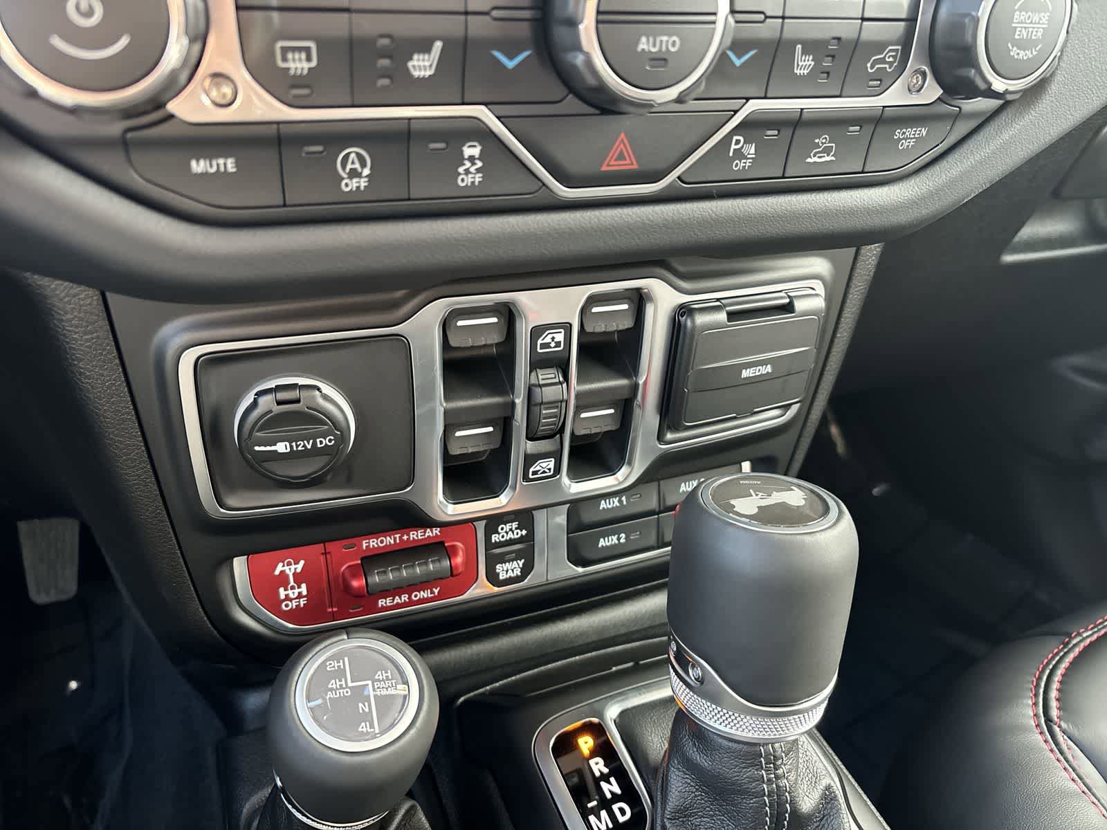New 2026 Jeep Wrangler Unlimited Rubicon AWD/4WD image 27