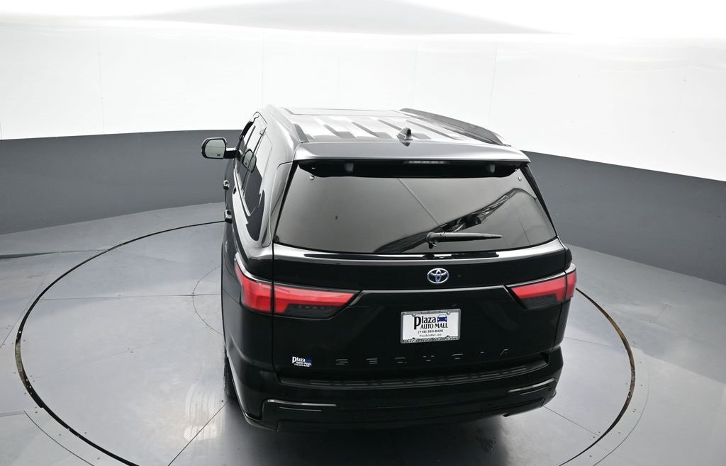 Certified 2023 Toyota Sequoia Platinum image 41