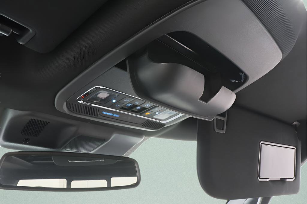 Used 2024 Ford F150 Lariat image 18