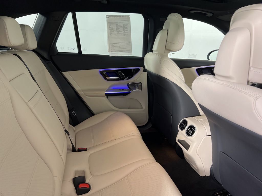 Certified 2025 Mercedes-Benz GLC 300 4MATIC image 15