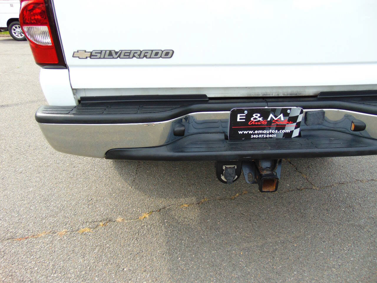 Used 2005 Chevrolet Silverado 2500 LS w/ Heavy-Duty Power Package RWD image 32