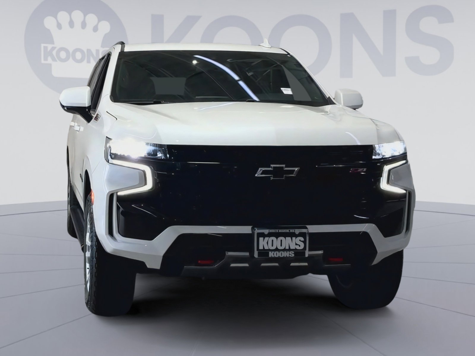 Used 2024 Chevrolet Suburban Z71 image 4