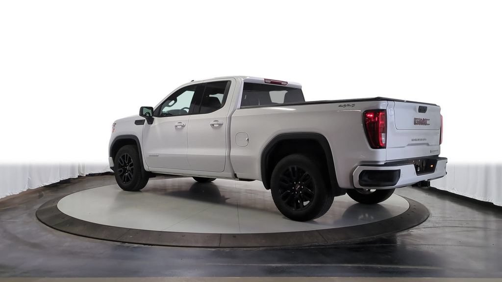 Used 2022 GMC Sierra 1500 Elevation w/ Driver Alert Package I AWD/4WD image 8