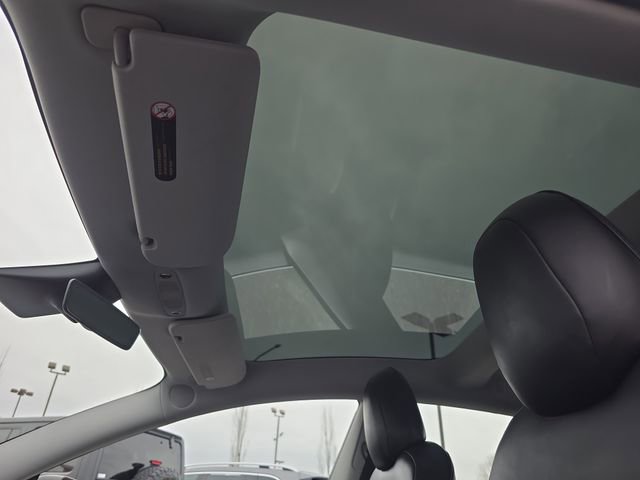 Used 2020 Tesla Model 3 Standard Range Plus image 31