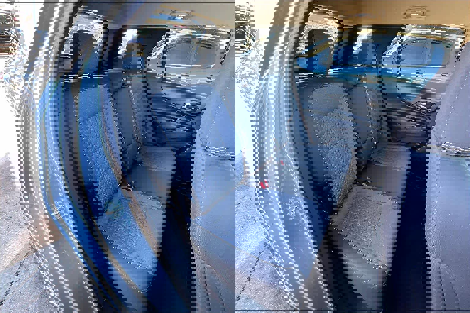 Used 2023 Chevrolet Equinox LT image 18