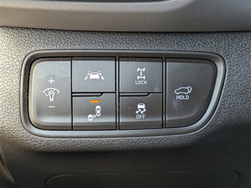 Used 2020 Hyundai Santa Fe Limited image 26