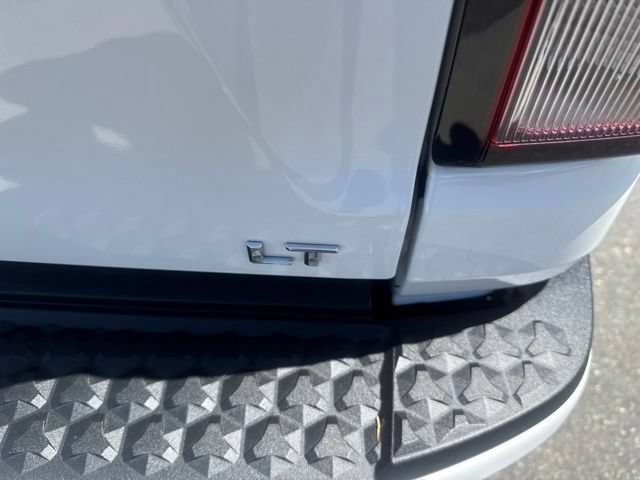 Used 2024 Chevrolet Colorado LT w/ LT Convenience Package II AWD/4WD image 31