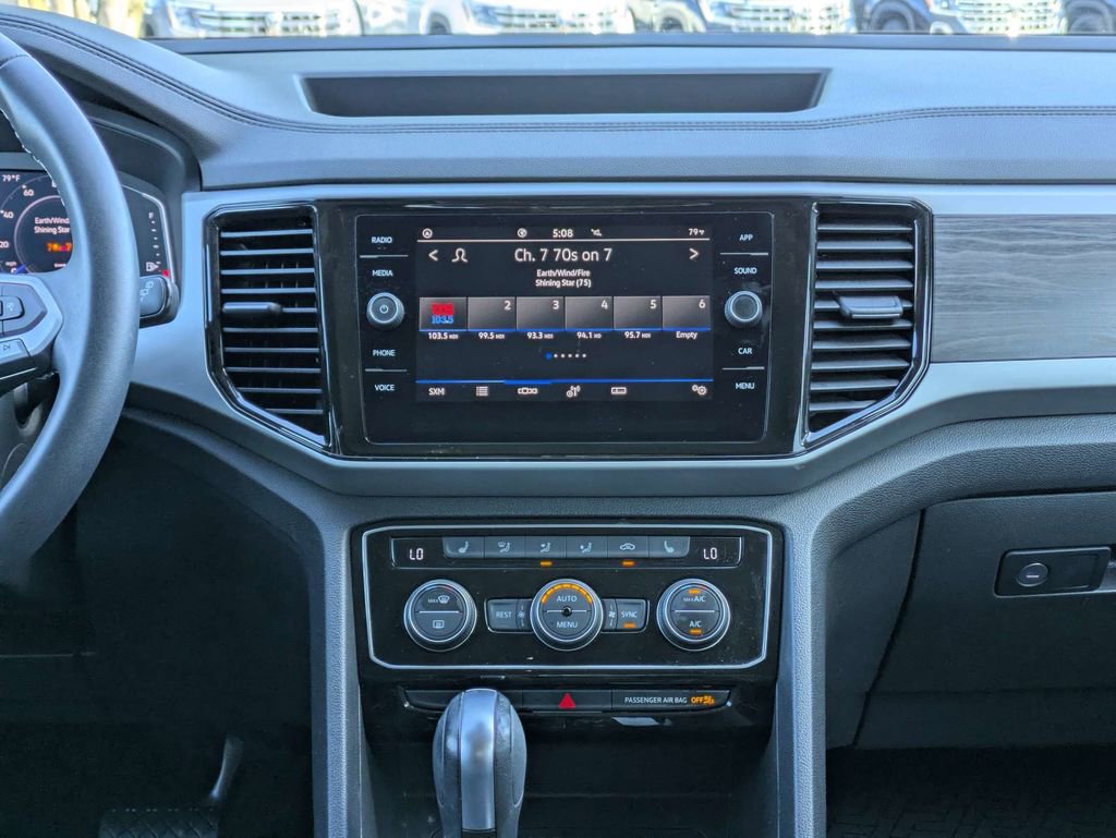 Used 2023 Volkswagen Atlas SE image 23