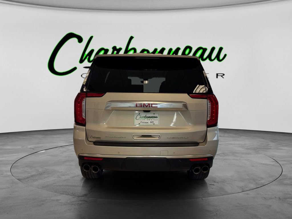 Used 2021 GMC Yukon Denali w/ Denali Premium Package AWD/4WD image 4