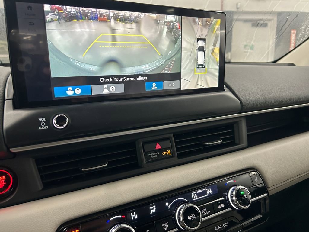 New 2026 Honda Pilot Touring image 24