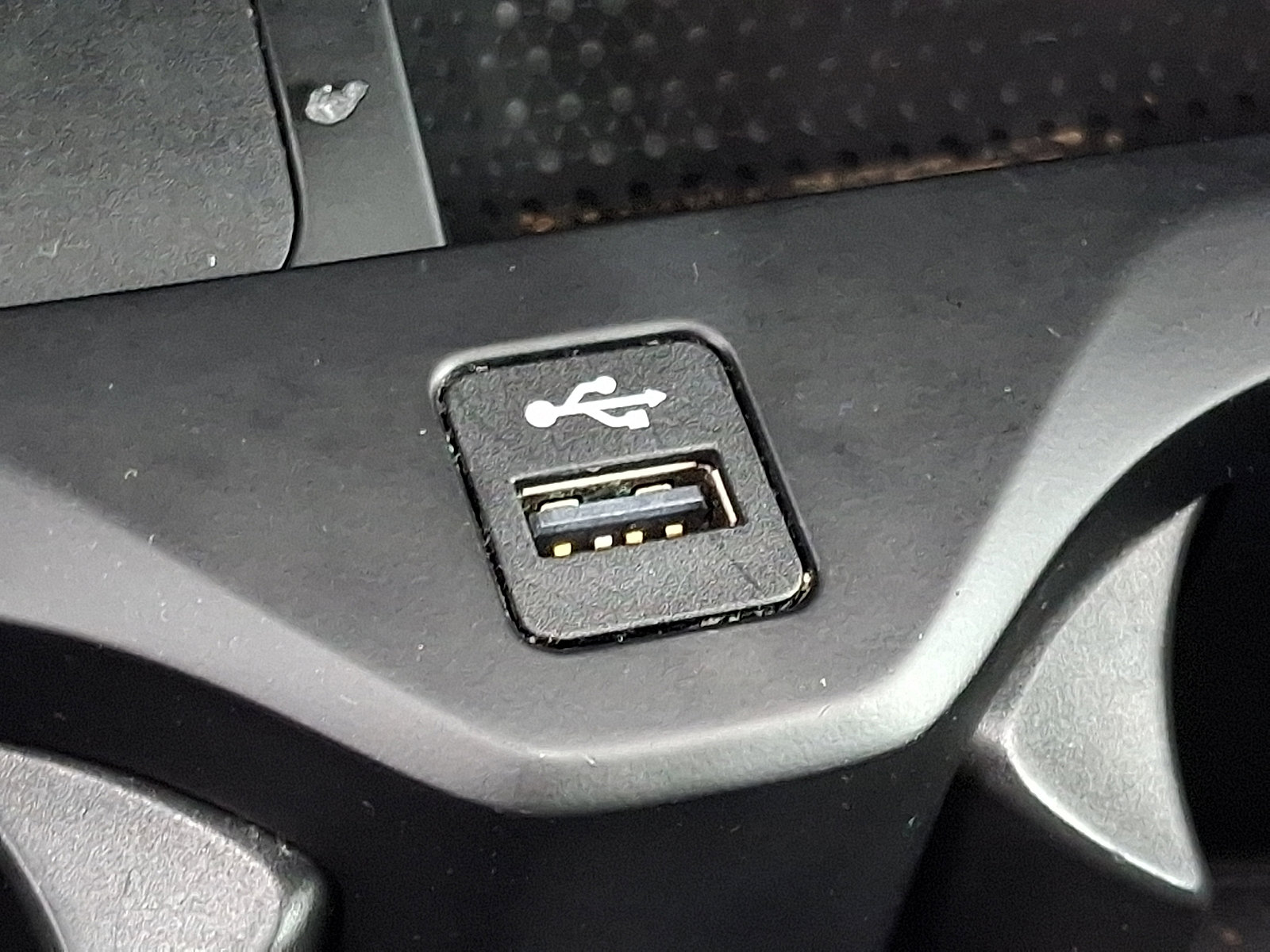 Used 2025 BMW X5 xDrive50e image 27