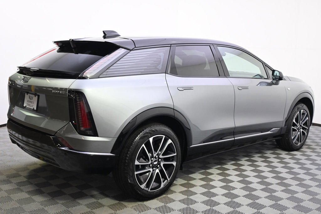 New 2026 Cadillac Optiq Sport 2 image 7