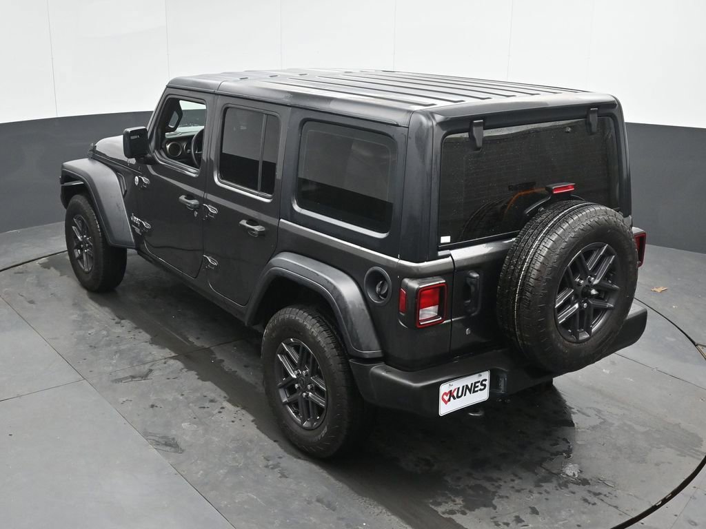 Used 2020 Jeep Wrangler Unlimited Sport AWD/4WD image 28