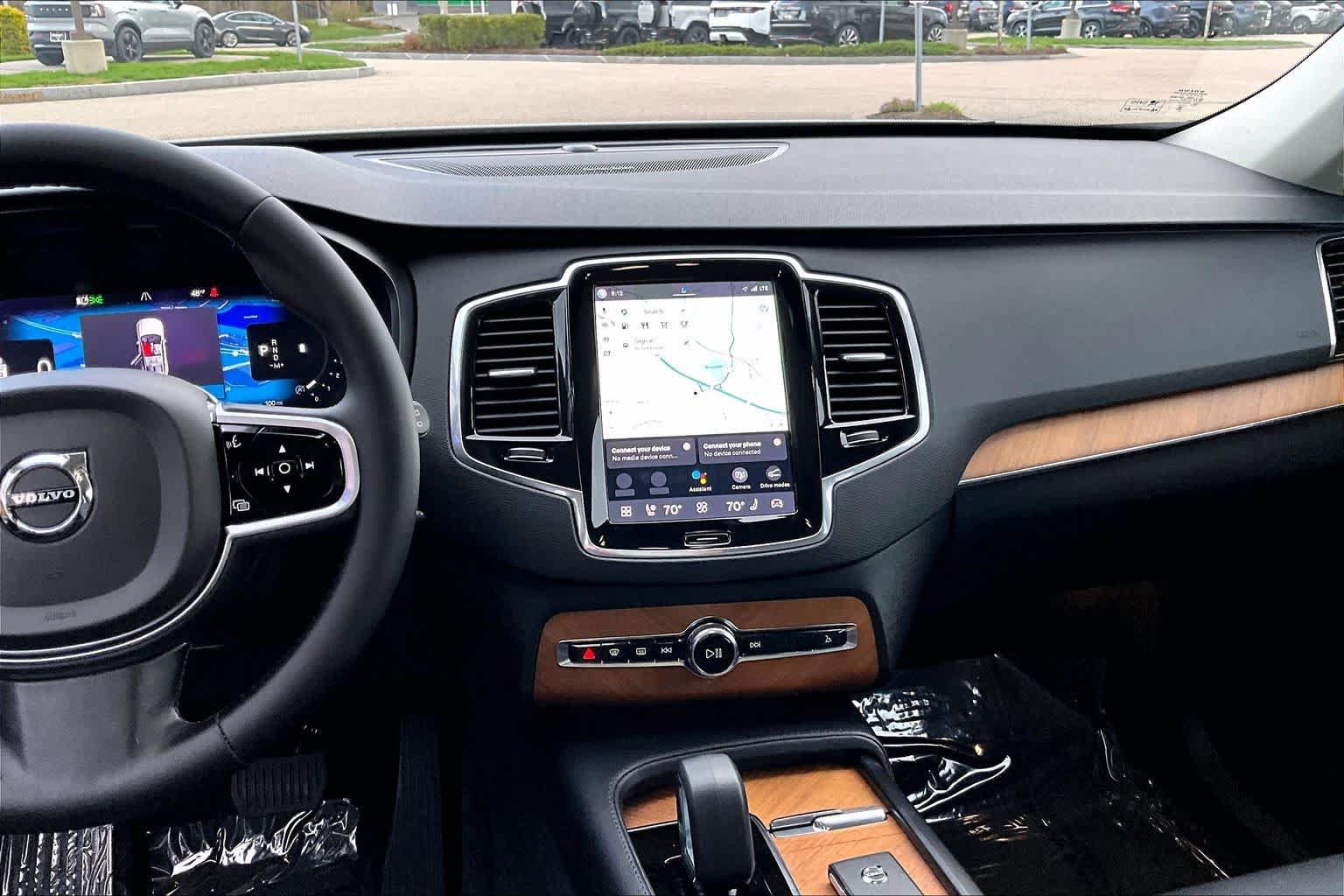 Certified 2023 Volvo XC90 B6 Plus w/ Protection Package Premier AWD/4WD image 7