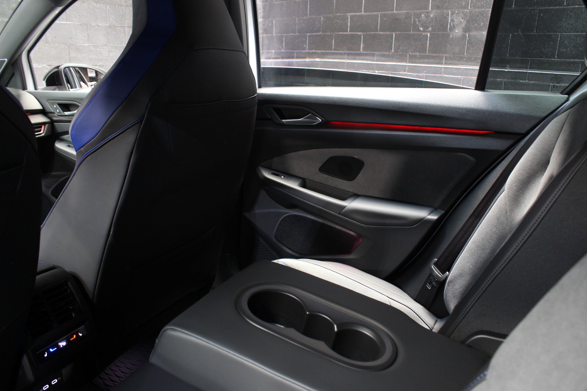 Used 2025 Volkswagen Golf R Black Edition w/ Euro Stye Package image 77