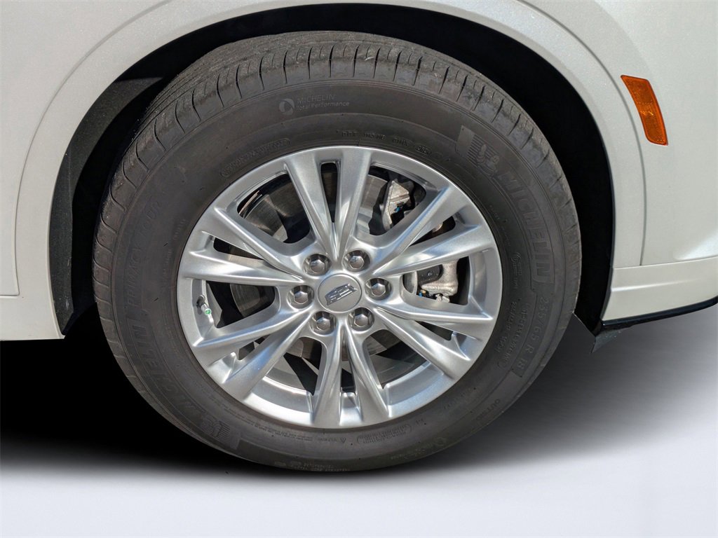 Used 2025 Cadillac XT6 Luxury image 10