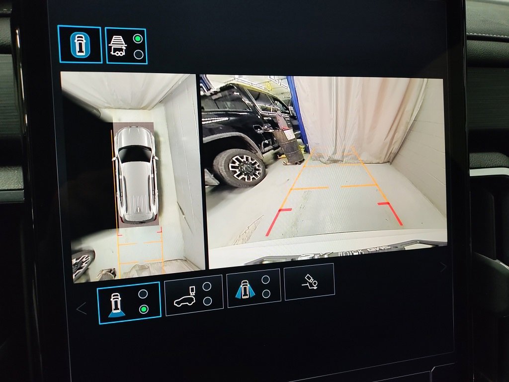 Used 2024 GMC Acadia Elevation w/ Black Edition image 32