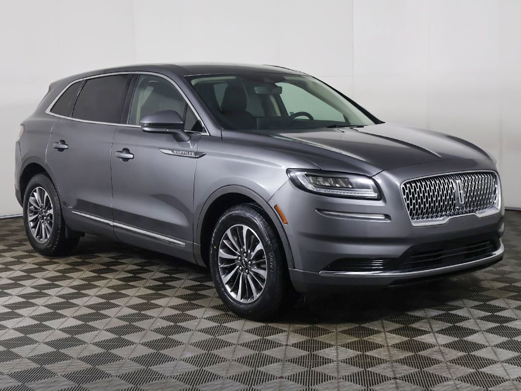 Used 2023 Lincoln Nautilus FWD w/ Premium Package image 52