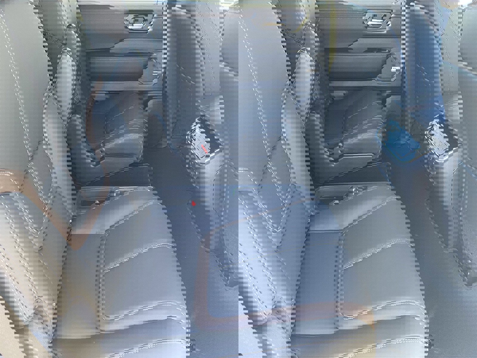 New 2026 Nissan Armada SL w/ Captain's Chari Seat Package image 14