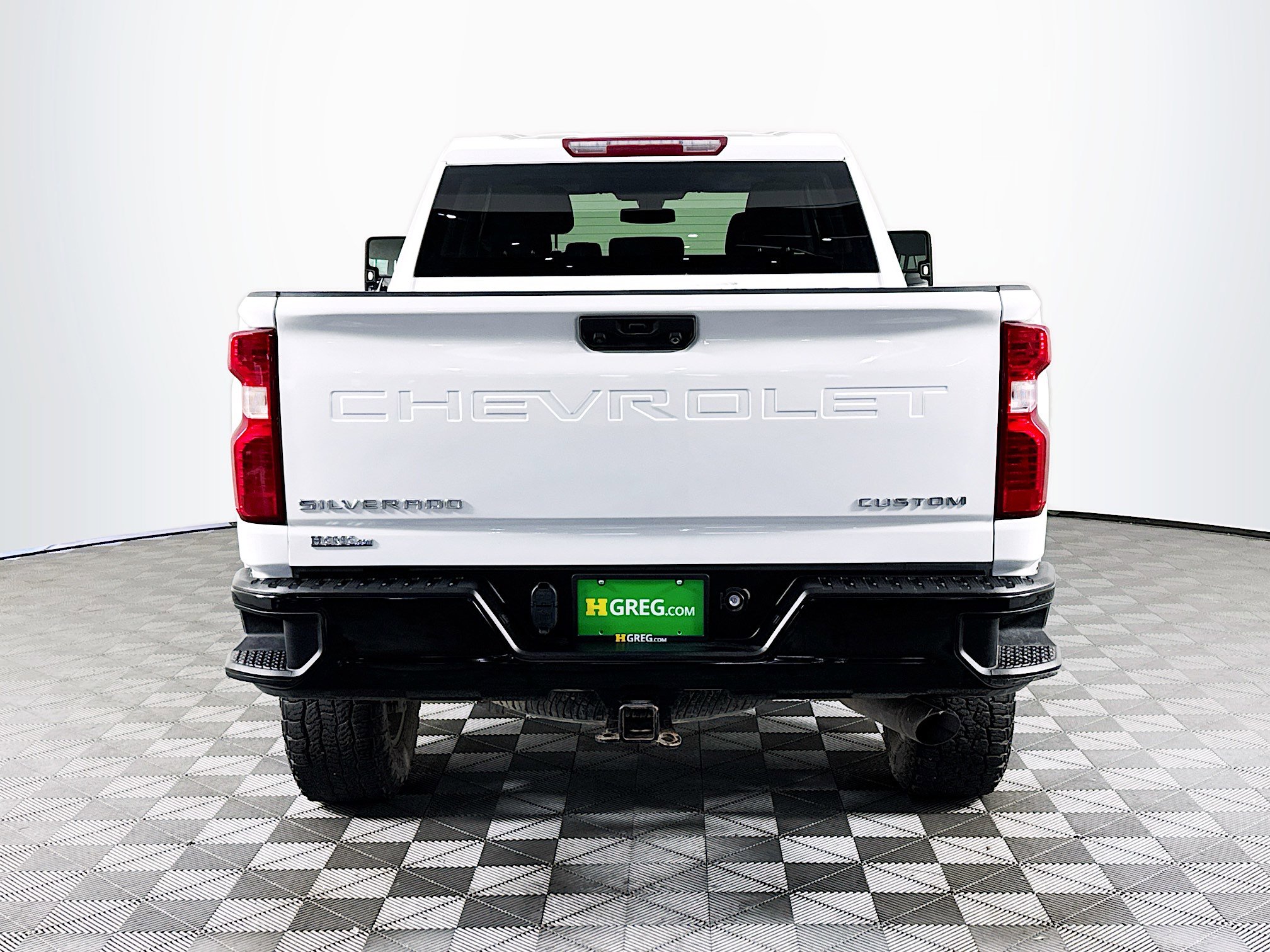 Used 2022 Chevrolet Silverado 2500 Custom w/ Custom Value Package image 8