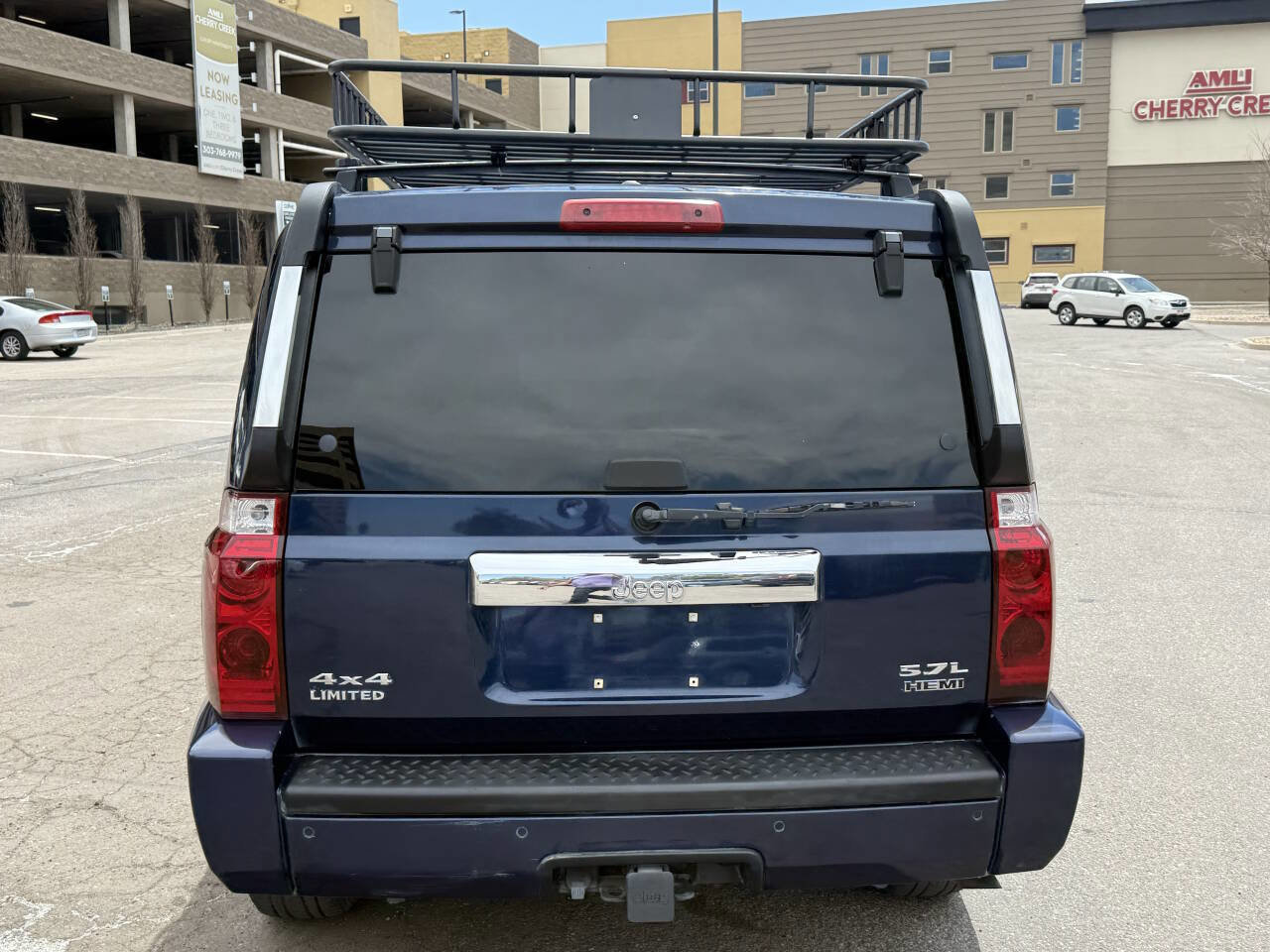 Used 2006 Jeep Commander Limited w/ Trailer Tow Group IV image 8