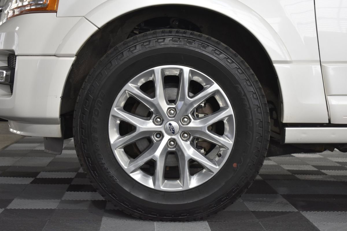 Used 2017 Ford Expedition EL Limited w/ Equipment Group 301A image 32