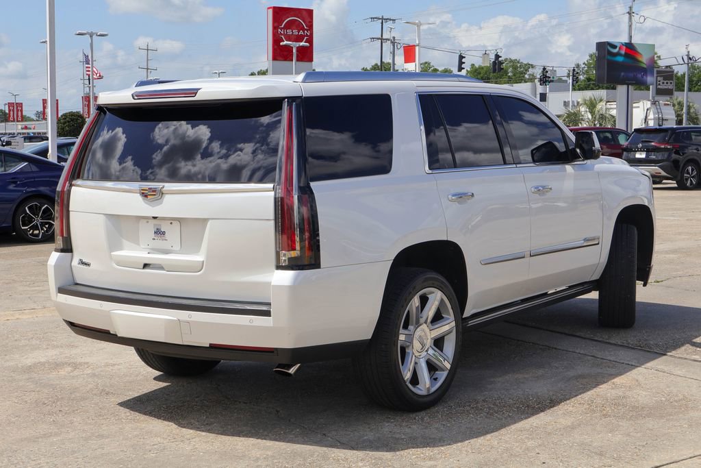 Used 2016 Cadillac Escalade Premium AWD/4WD image 23