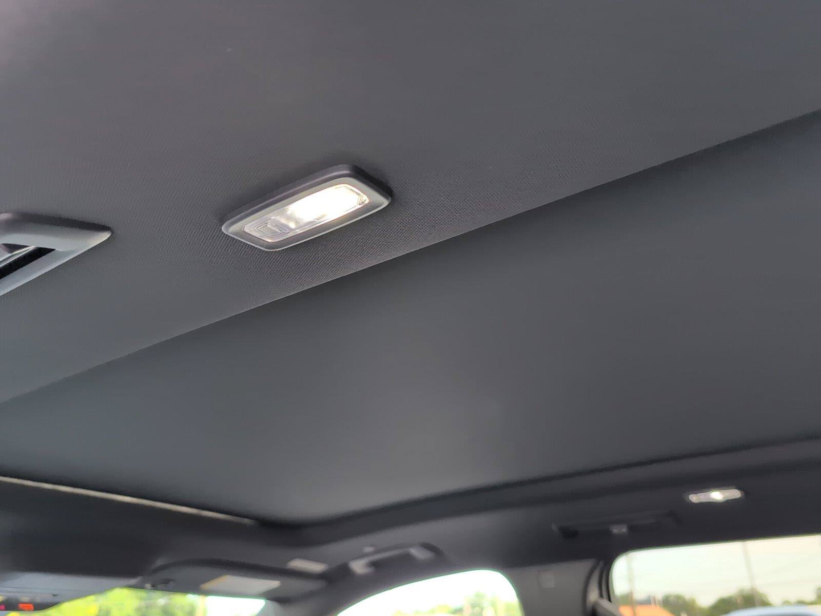 New 2026 Chevrolet Traverse RS w/ LPO, Floor Liner Package FWD image 29