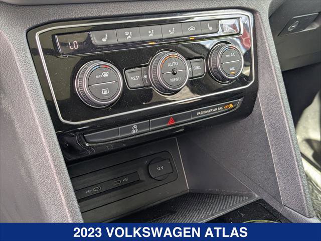 Certified 2023 Volkswagen Atlas SE w/ Panoramic Sunroof Package image 17
